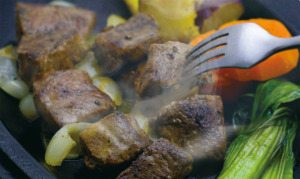 ガーリック_角切りステーキイメージ