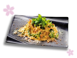 桜海老と菜の花のカルボナーラ